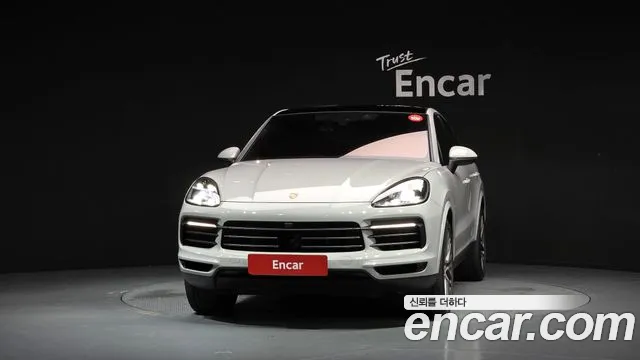Porsche Cayenne 2022 thumb 3