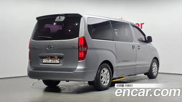 Hyundai Starex 2014 thumb 2