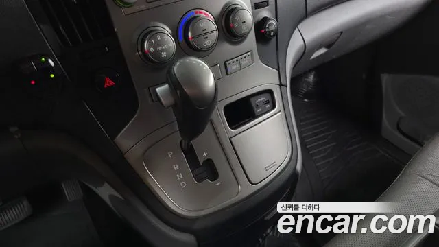 Hyundai Starex 2014 thumb 9