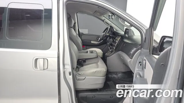 Hyundai Starex 2014 thumb 11