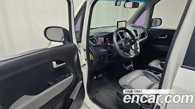 Kia Ray 2018 thumb 10