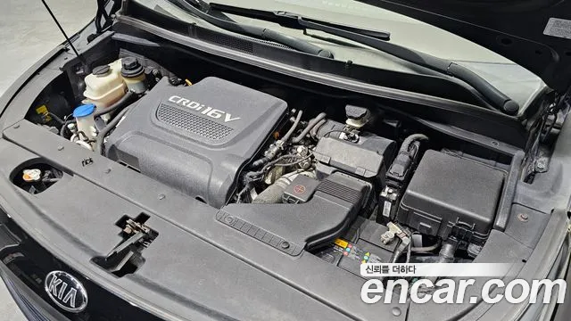 Kia Carnival 2014 thumb 6
