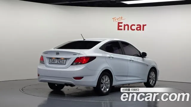 Hyundai Accent 2015 thumb 2