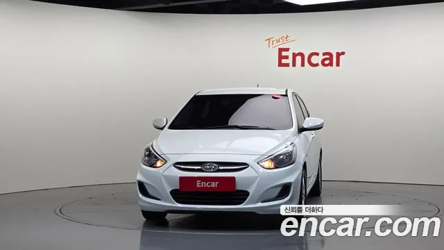 Hyundai Accent 2015 thumb 3
