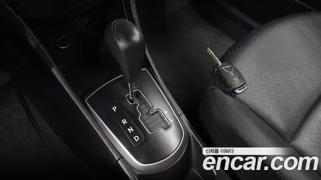Hyundai Accent 2015 thumb 9