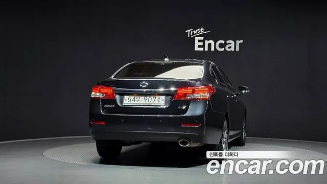 Renault SM5 2013 thumb 4