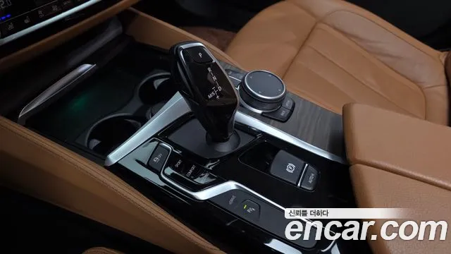 BMW 5 серии 2020 thumb 9