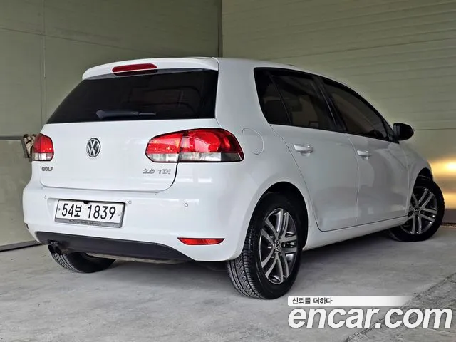 Volkswagen Golf Sportsvan 2010 thumb 4