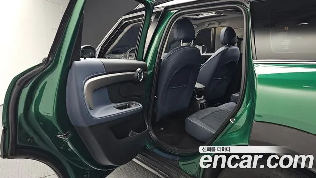 Mini Countryman 2022 thumb 12