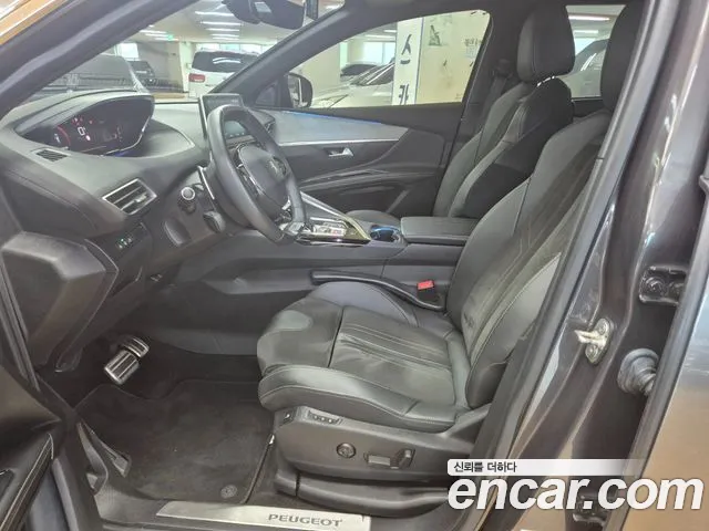 Peugeot 5008 2021 thumb 9