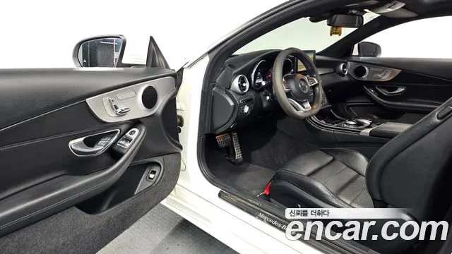 Mercedes-Benz C-Класс 2016 thumb 10