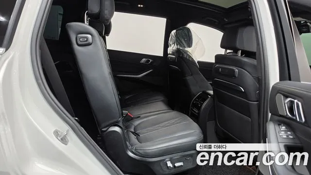 BMW X7 2025 thumb 11