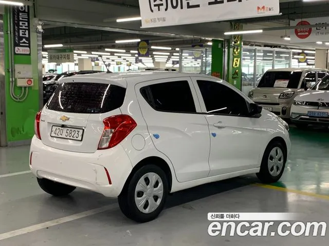 Chevrolet Spark 2019 thumb 4
