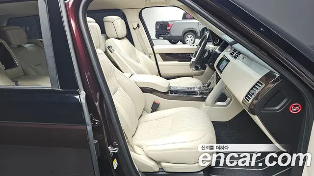 Land Rover Range Rover 2019 thumb 10
