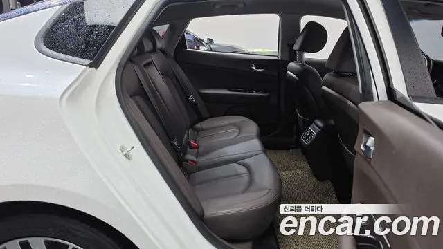 Kia K5 2019 thumb 11