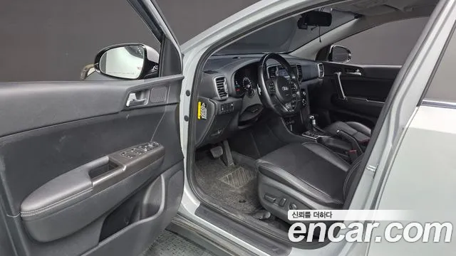 Kia Sportage 2015 thumb 10