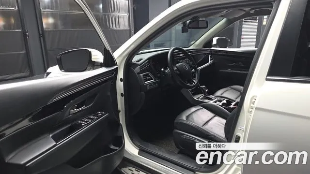KG_Mobility_Ssangyong KORANDO 2019 thumb 10
