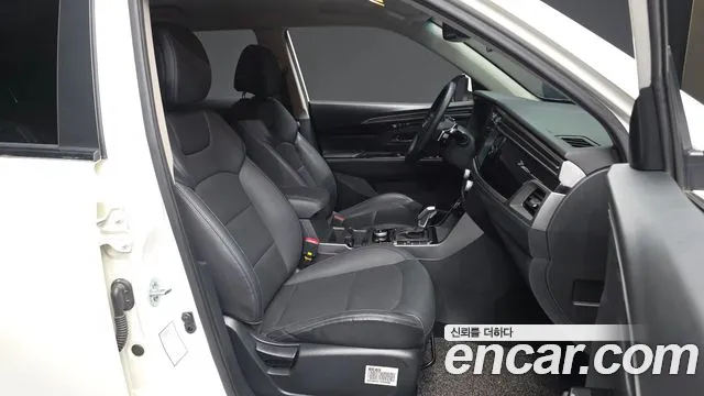 KG_Mobility_Ssangyong KORANDO 2019 thumb 11