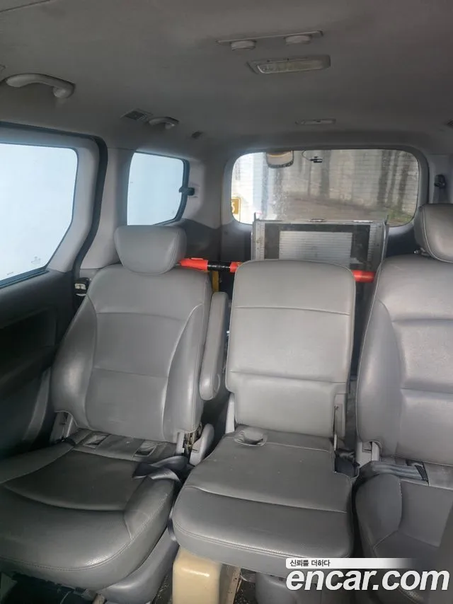 Hyundai Starex 2012 thumb 8