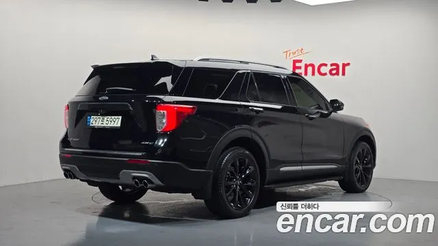Ford Explorer 2021 thumb 2