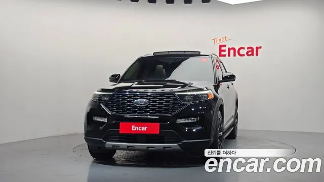 Ford Explorer 2021 thumb 3