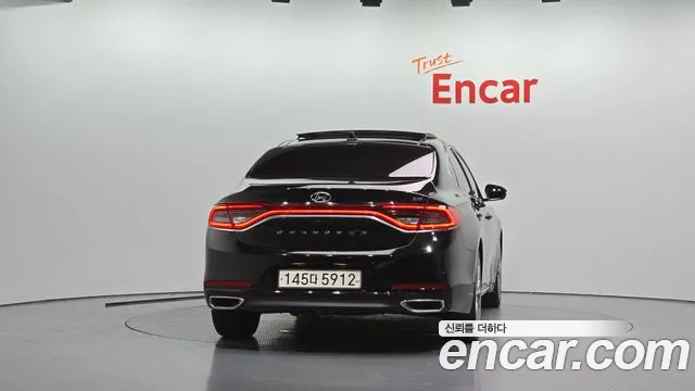 Hyundai Grandeur 2018 thumb 4
