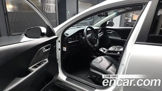 Kia Niro 2022 thumb 10