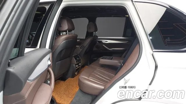 BMW X5 2018 thumb 12