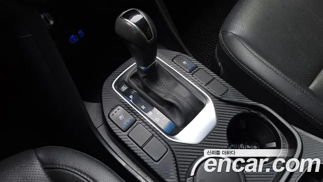 Hyundai Santa Fe 2015 thumb 9
