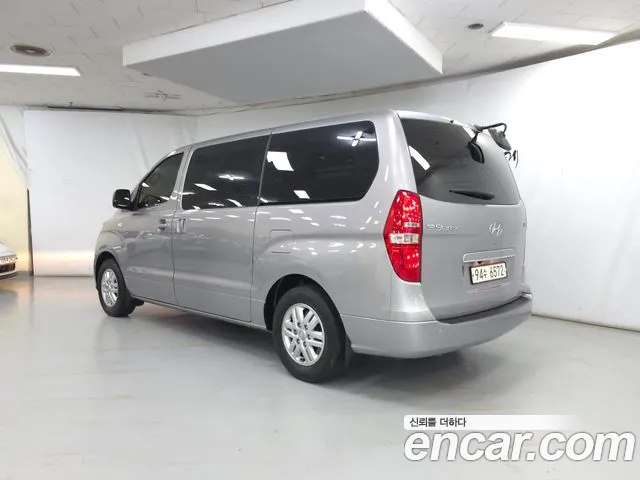 Hyundai Starex 2021 thumb 4