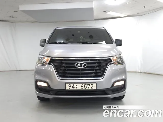 Hyundai Starex 2021 thumb 12