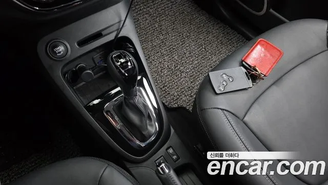 Renault Captur 2016 thumb 9