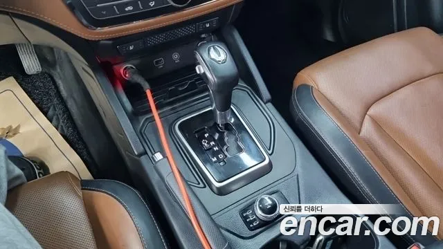 KG_Mobility_Ssangyong Rexton 2019 thumb 9