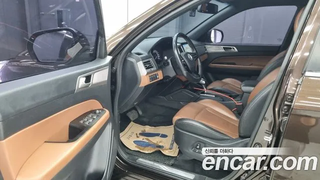 KG_Mobility_Ssangyong Rexton 2019 thumb 10
