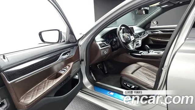 BMW 7 серии 2021 thumb 10