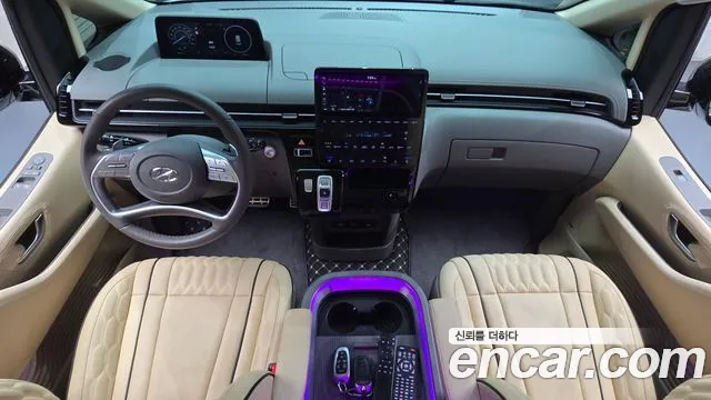 Hyundai Staria 2023 thumb 7