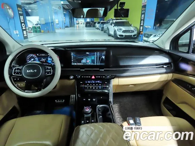 Kia Carnival 2021 thumb 5