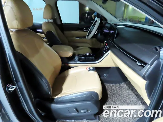Kia Carnival 2021 thumb 8