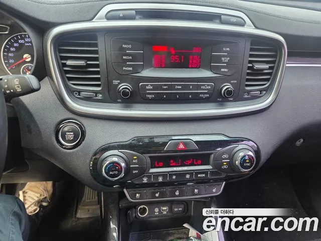 Kia Sorento 2015 thumb 7