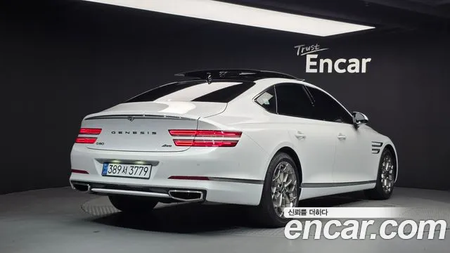 Genesis G80 2023 thumb 2