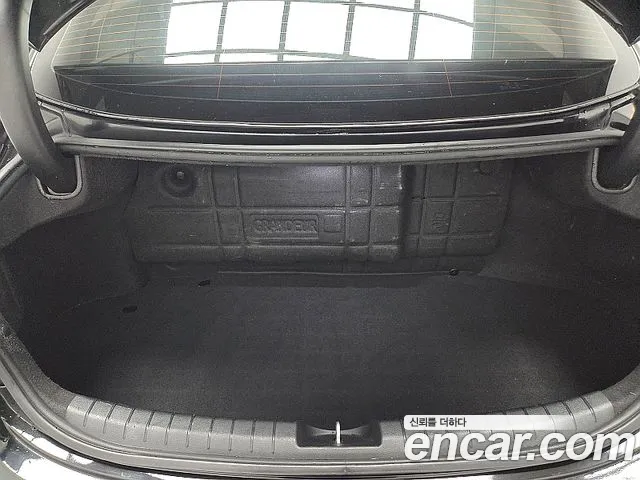 Hyundai Grandeur 2018 thumb 9