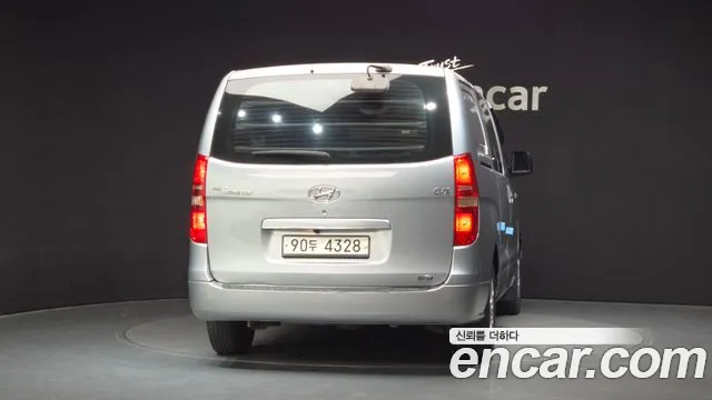 Hyundai Starex 2011 thumb 4