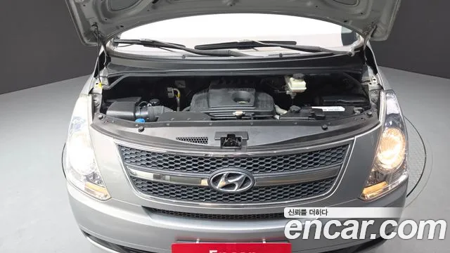 Hyundai Starex 2011 thumb 6