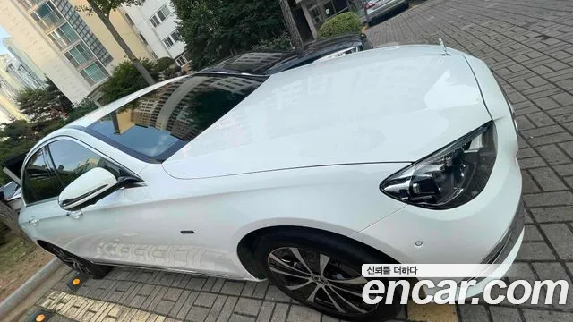 Mercedes-Benz E-Класс 2021 thumb 7