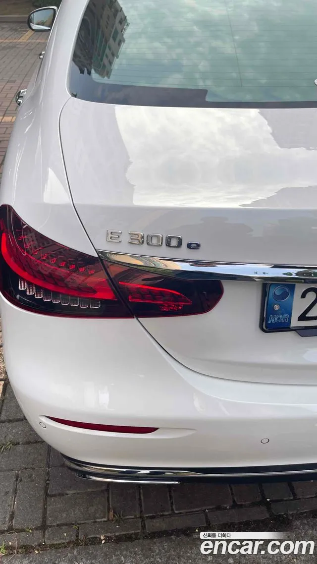 Mercedes-Benz E-Класс 2021 thumb 9