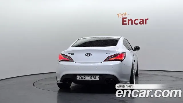 Hyundai Genesis 2013 thumb 4