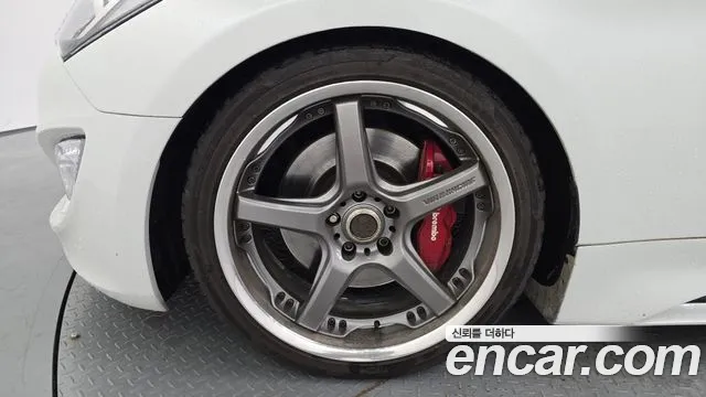 Hyundai Genesis 2013 thumb 5