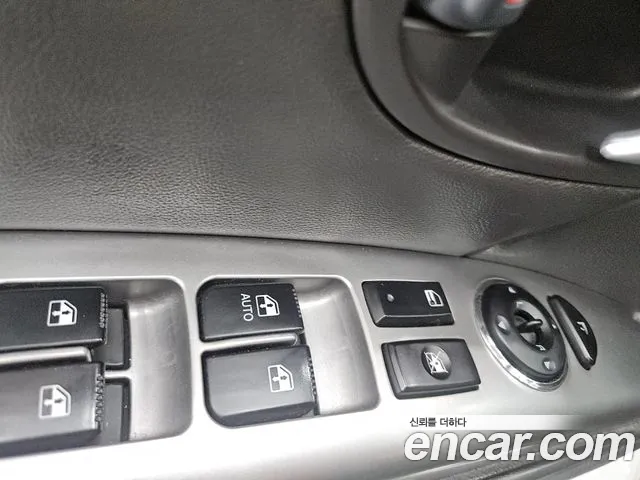 Hyundai Santa Fe 2010 thumb 7