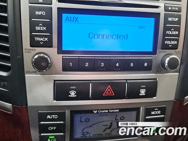 Hyundai Santa Fe 2010 thumb 10