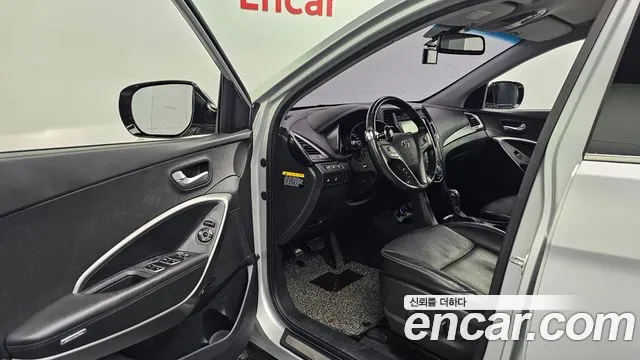 Hyundai Santa Fe 2012 thumb 10